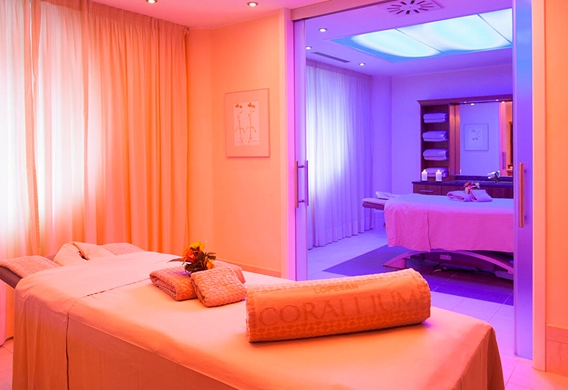 inside-indoor-treatments-room-villa-del-conde-lopesan-thalasso_edited.jpg